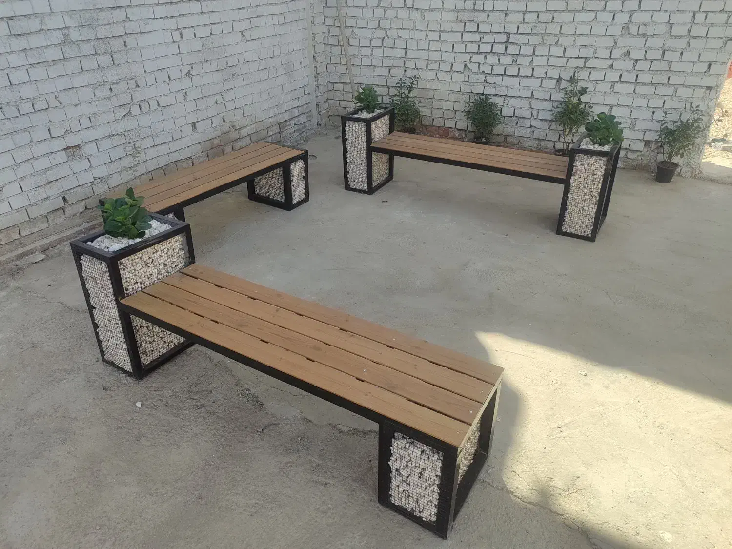 انواع نیمکت ساده،گلدان دار،گابیون دار|صندلی و نیمکت|اصفهان, قهجاورستان|دیوار