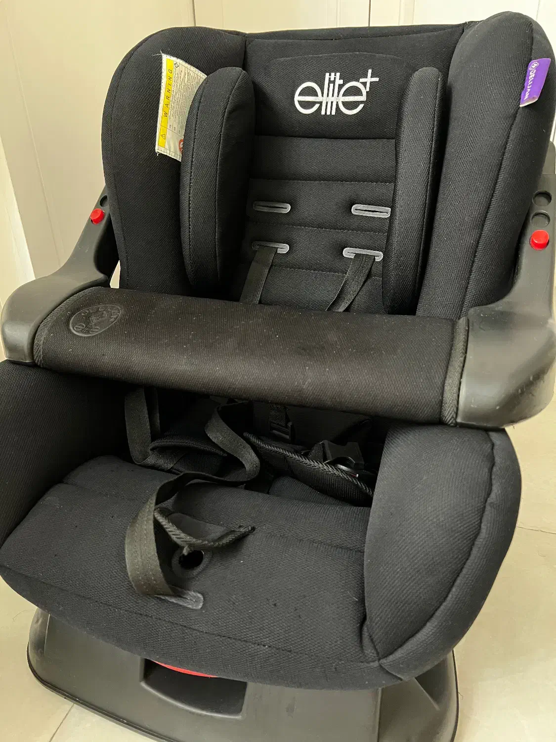 صندلی ماشین کودک دلیجان مدل الیت پلاس درحدنو|تخت و صندلی بچه|تهران, افسریه شمالی|دیوار