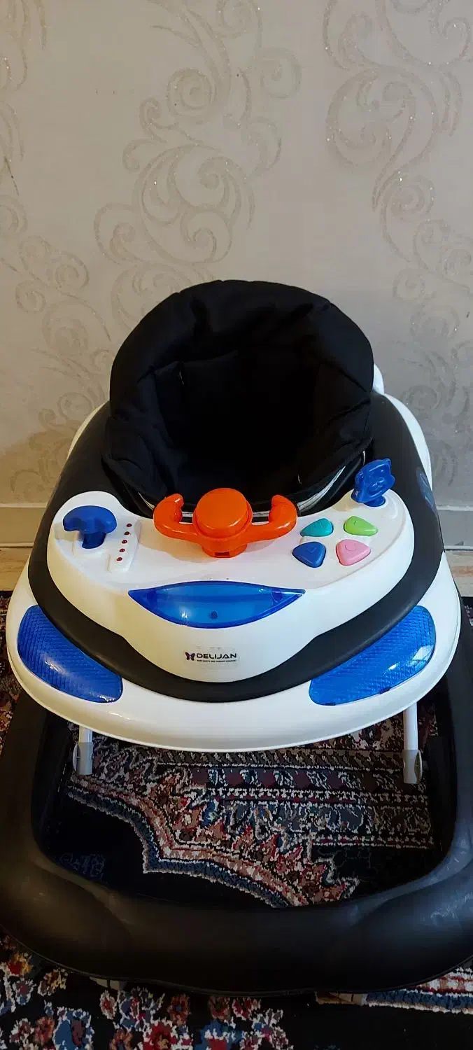 کریر و روروئک|اسباب و اثاث بچه|چهاردانگه (تهران), |دیوار