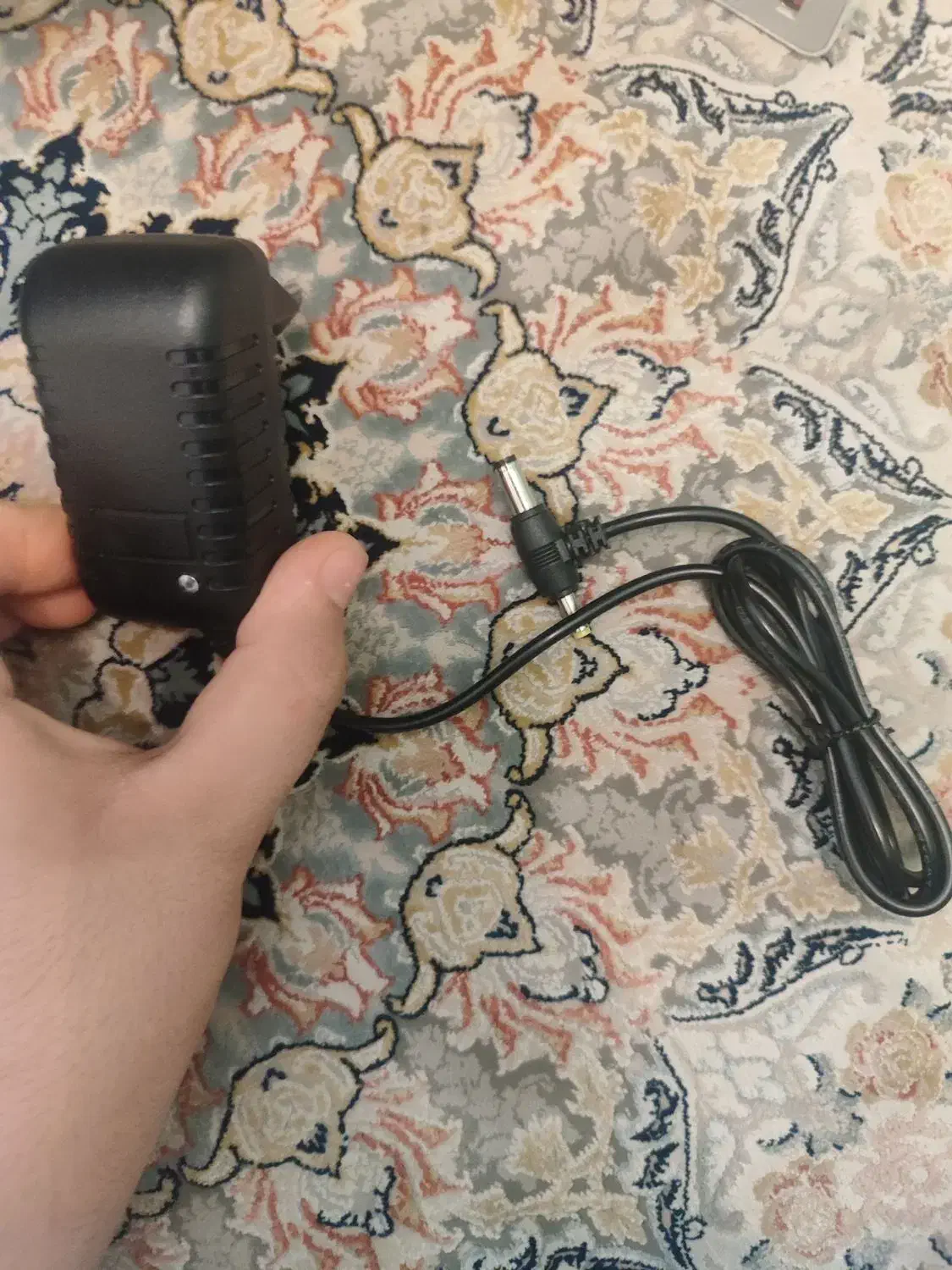 آداپتور ۹ ولت ۱ آمپر دو سر|لوازم جانبی موبایل و تبلت|تهران, صد دستگاه|دیوار