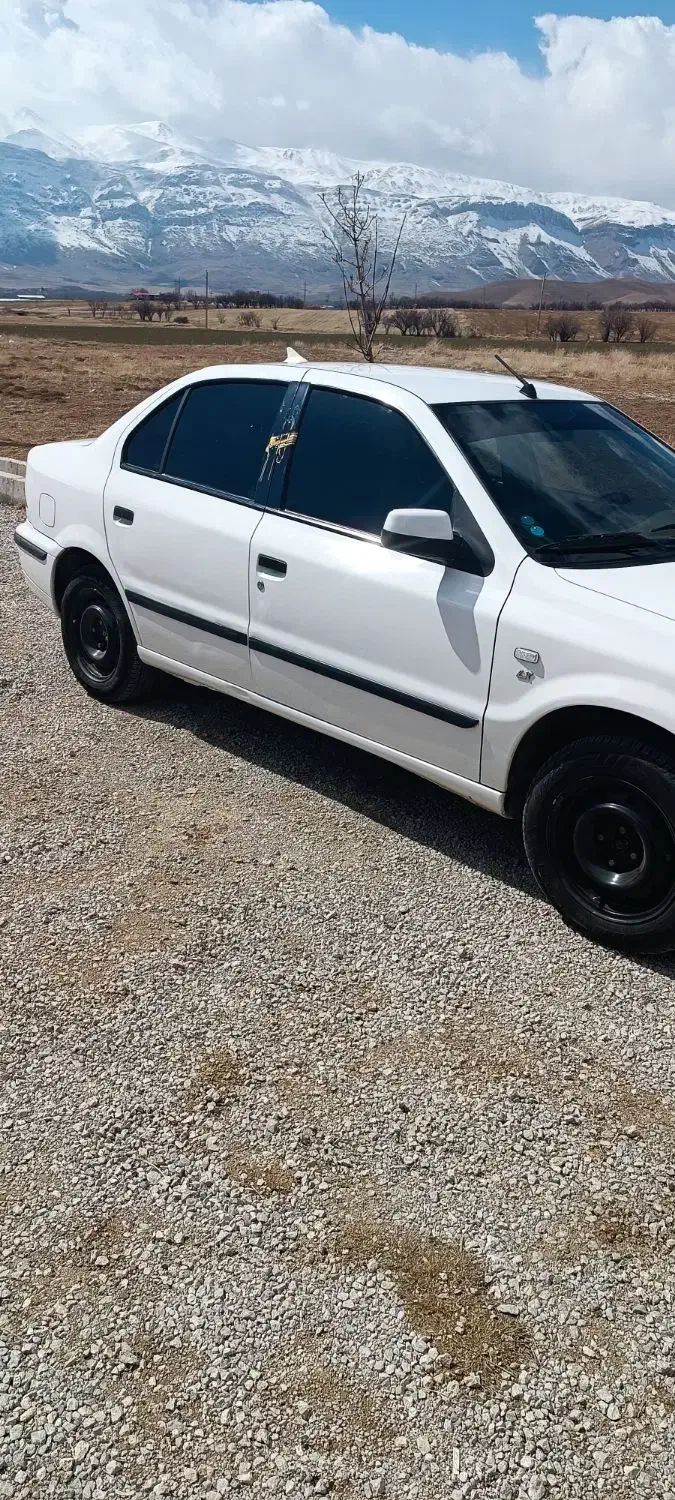 سمند ال ایکس|خودرو سواری و وانت|شهرکرد, |دیوار