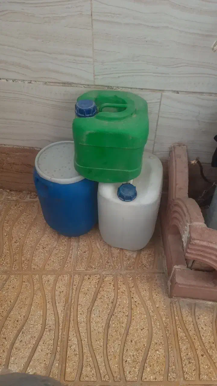 ده لیتری وبیست لیتری|ظروف نگهدارنده، پلاستیکی، یک‌بارمصرف|محمدیه-قزوین, |دیوار