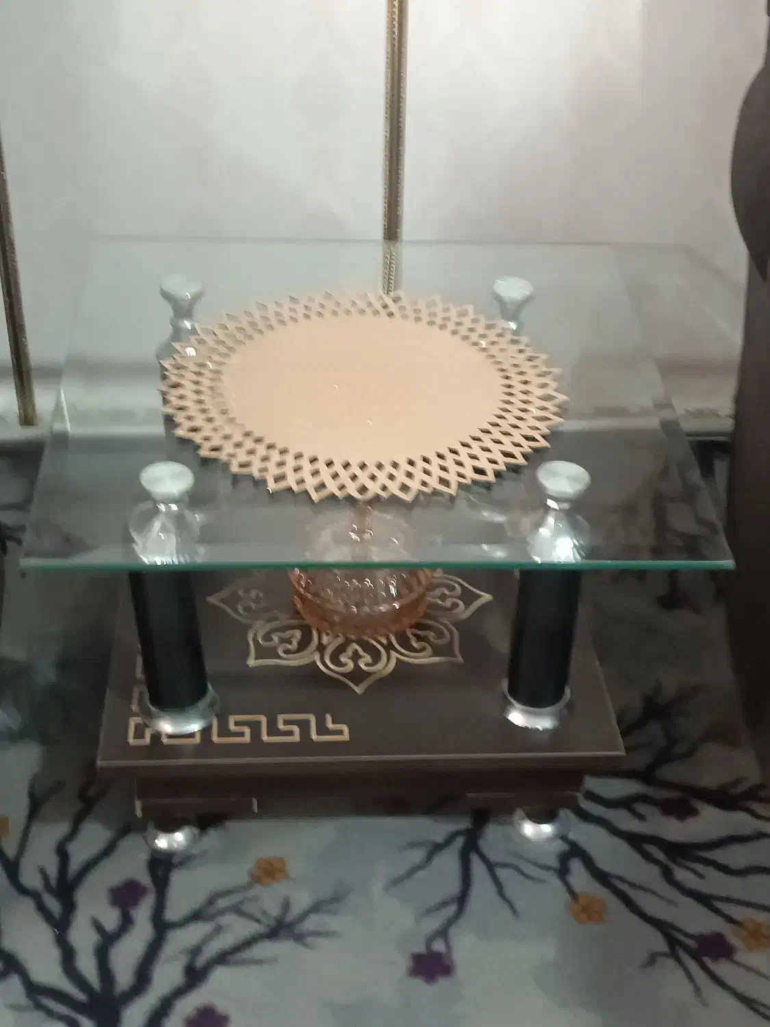 میز دو تا کوچک و یک عدد بزرگ و با بوفه|بوفه، ویترین، کنسول|حاجیلار, |دیوار