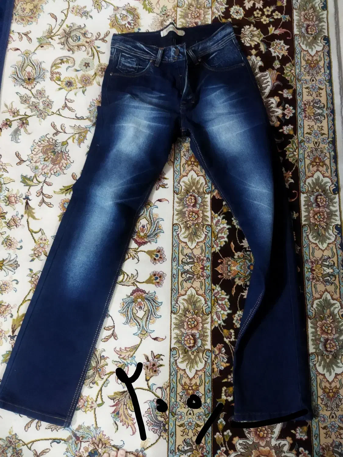 تعدادی لباس زنانه بچگانه|لباس|شاهین‌شهر, شهرک هشت بهشت|دیوار