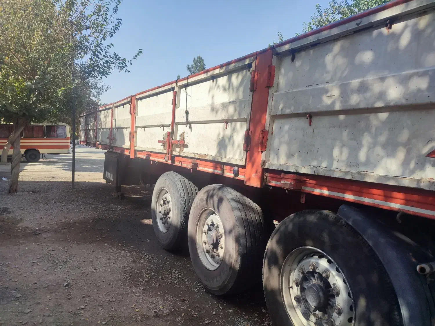 لبه 13.6 مارال|خودرو سنگین|پاکدشت, پاکدشت (مامازند)|دیوار