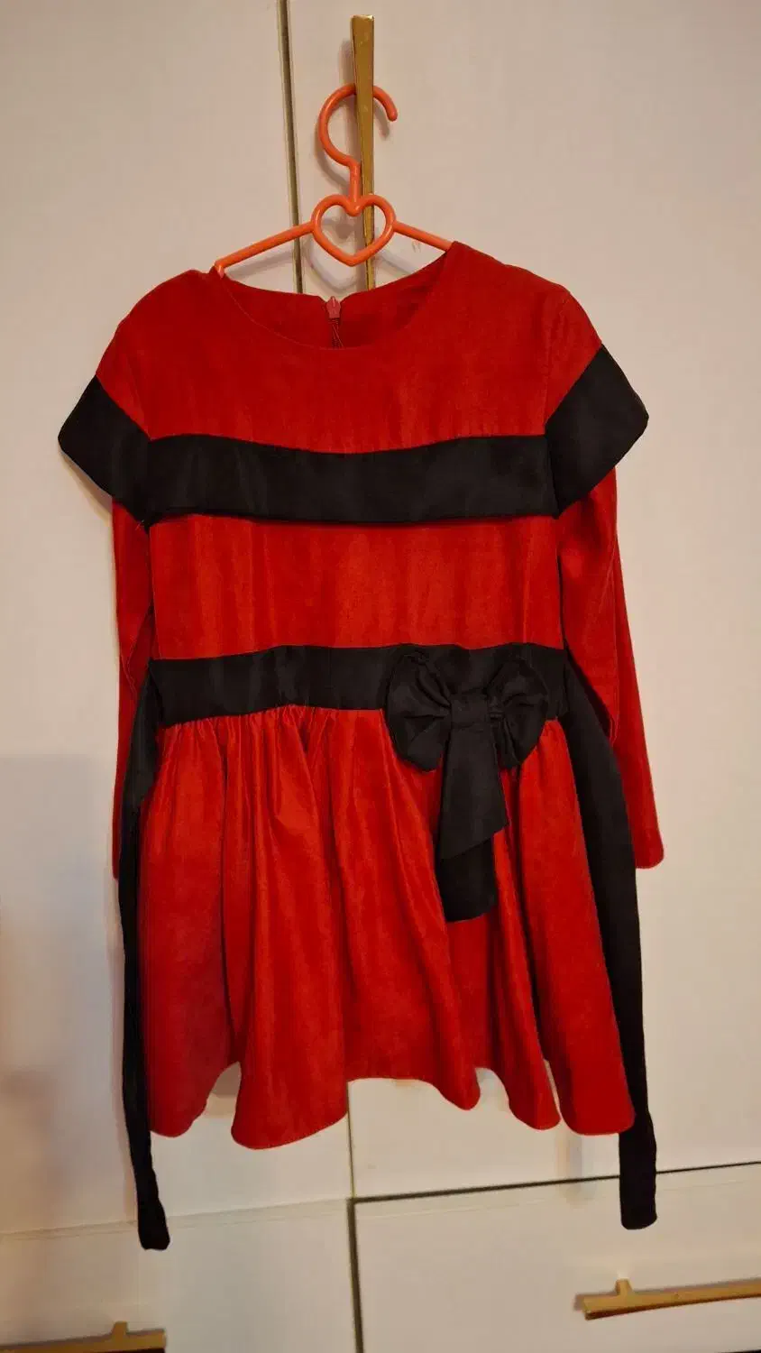 لباس دخترانه یلدایی|کفش و لباس بچه|رشت, کوی امام رضا|دیوار