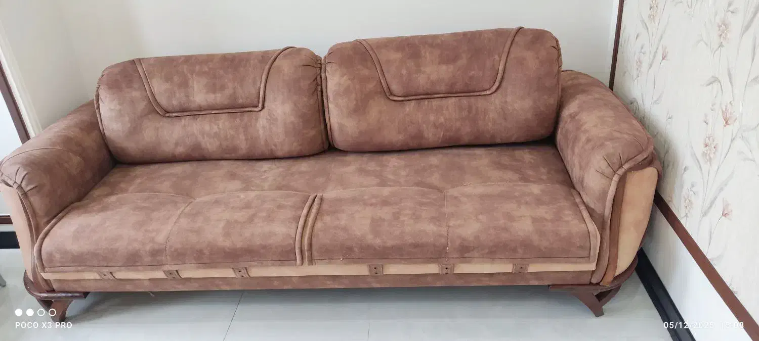 دو عدد مبل تخت خواب شو در حد نو چوفا اردکان|مبلمان خانگی و میز عسلی|میبد, |دیوار