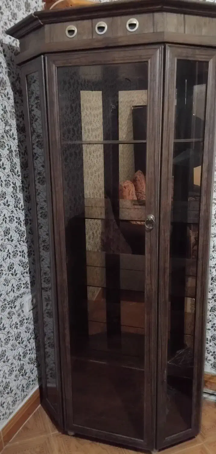 بوفه ویترین ام دی اف|بوفه، ویترین، کنسول|رشت, کوی حسینی|دیوار