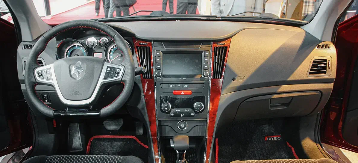 دنا پلاس اتوماتیک آپشنال 1403|خودرو سواری و وانت|قزوین, |دیوار