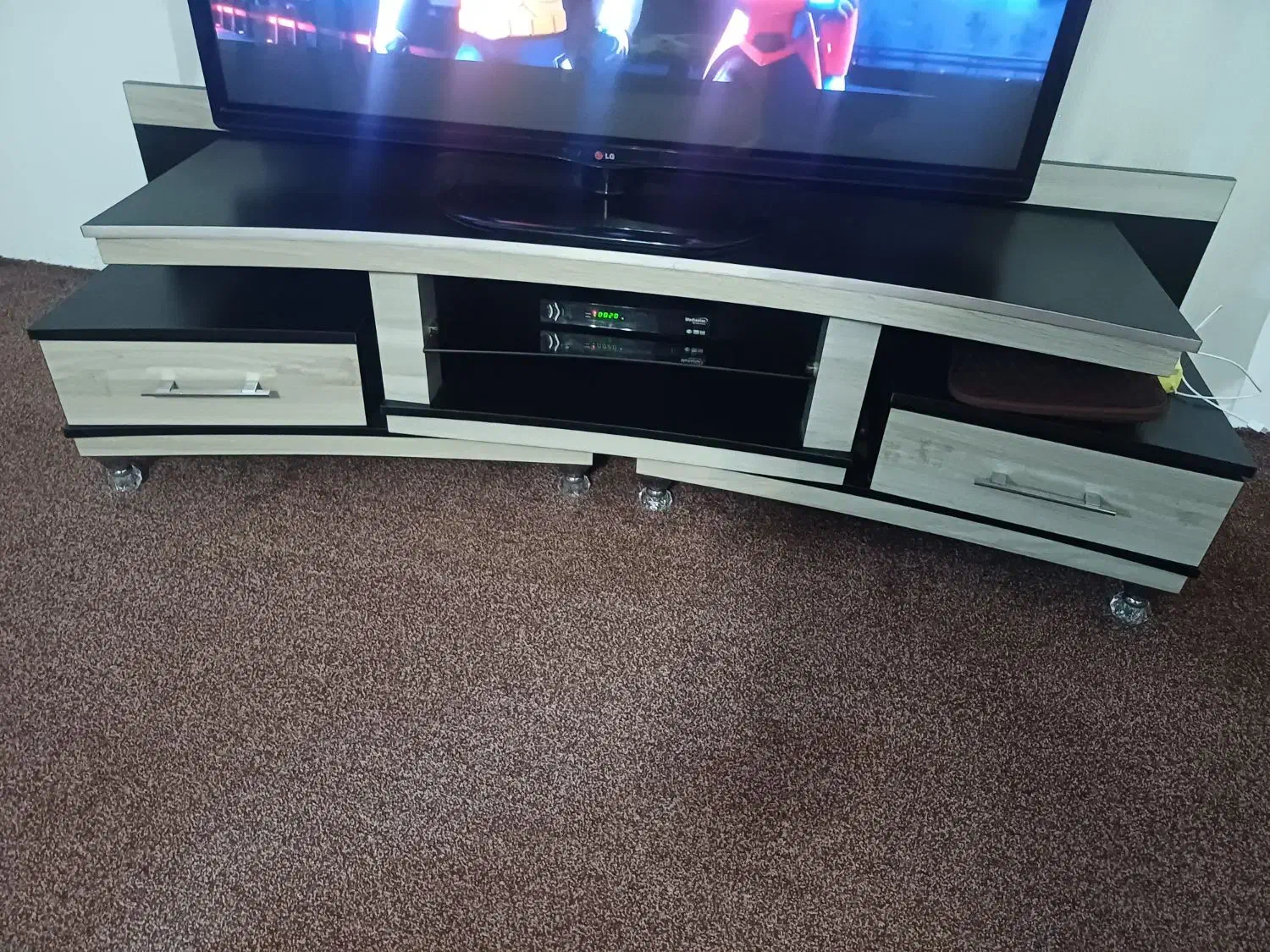 لوازم خونه برای فروش کارکرده|مبلمان خانگی و میز عسلی|گرگان, |دیوار