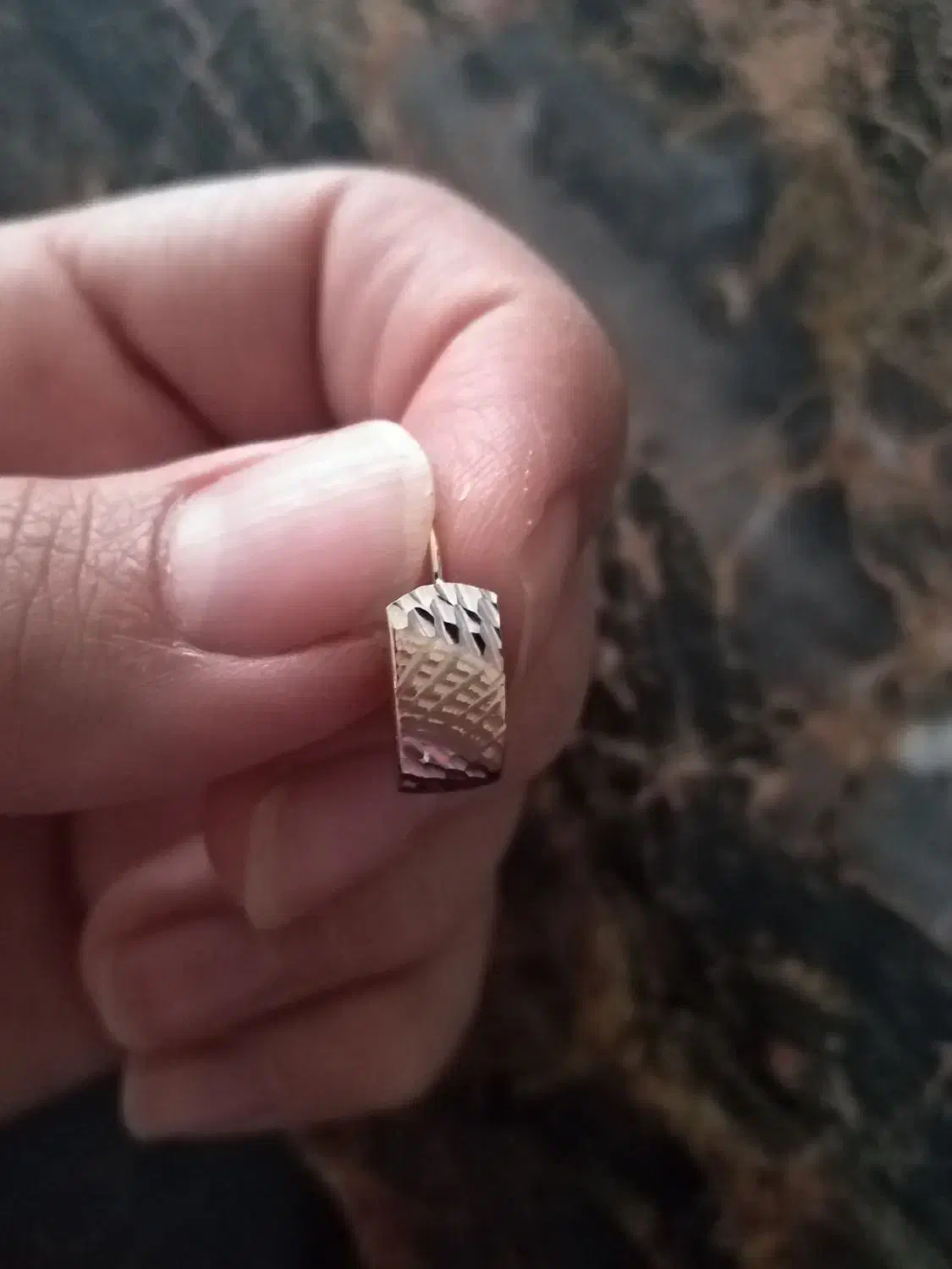 گوشواره گم کردم|جواهرات|قم, بنیاد|دیوار