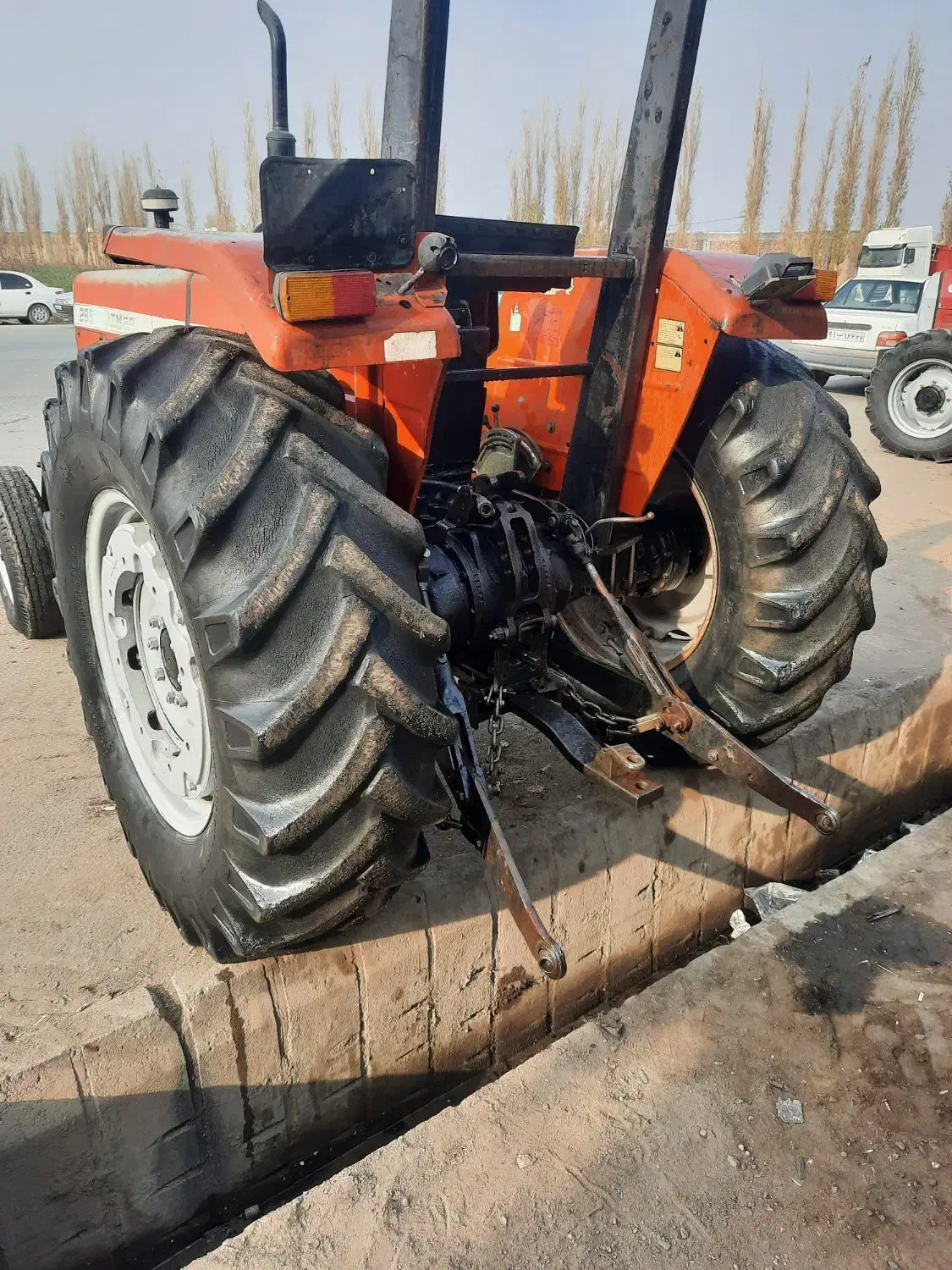 تراکتور ۲۸۵ تک|خودرو سنگین|خوی, |دیوار