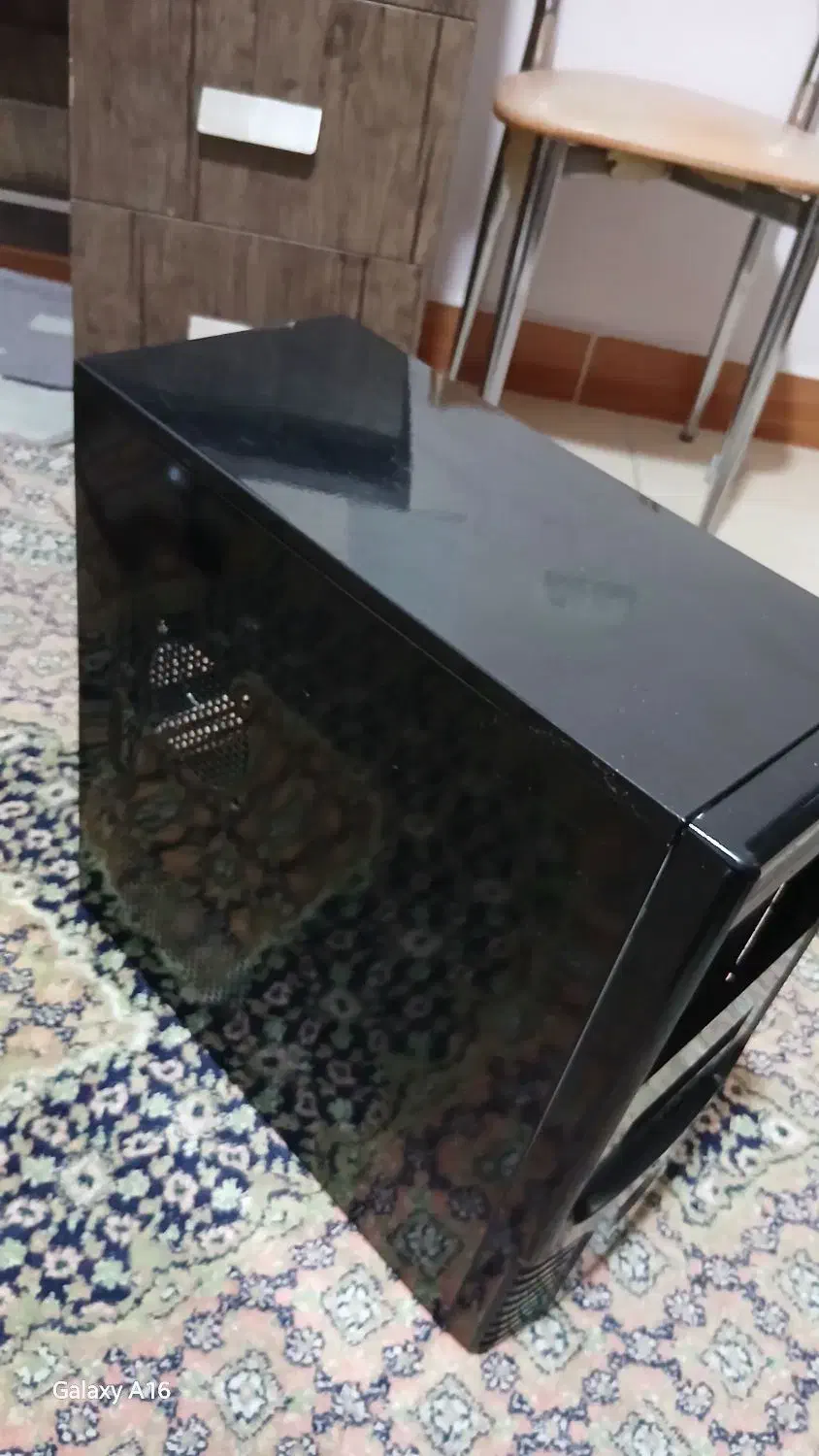 کامپیوتر کیس به همراه موس، کیبورد ، Ssd|رایانه رومیزی|رشت, منظریه|دیوار