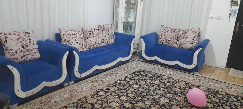 مبل‌هفت‌نفره|مبلمان خانگی و میز عسلی|لاهیجان, لیالستان|دیوار