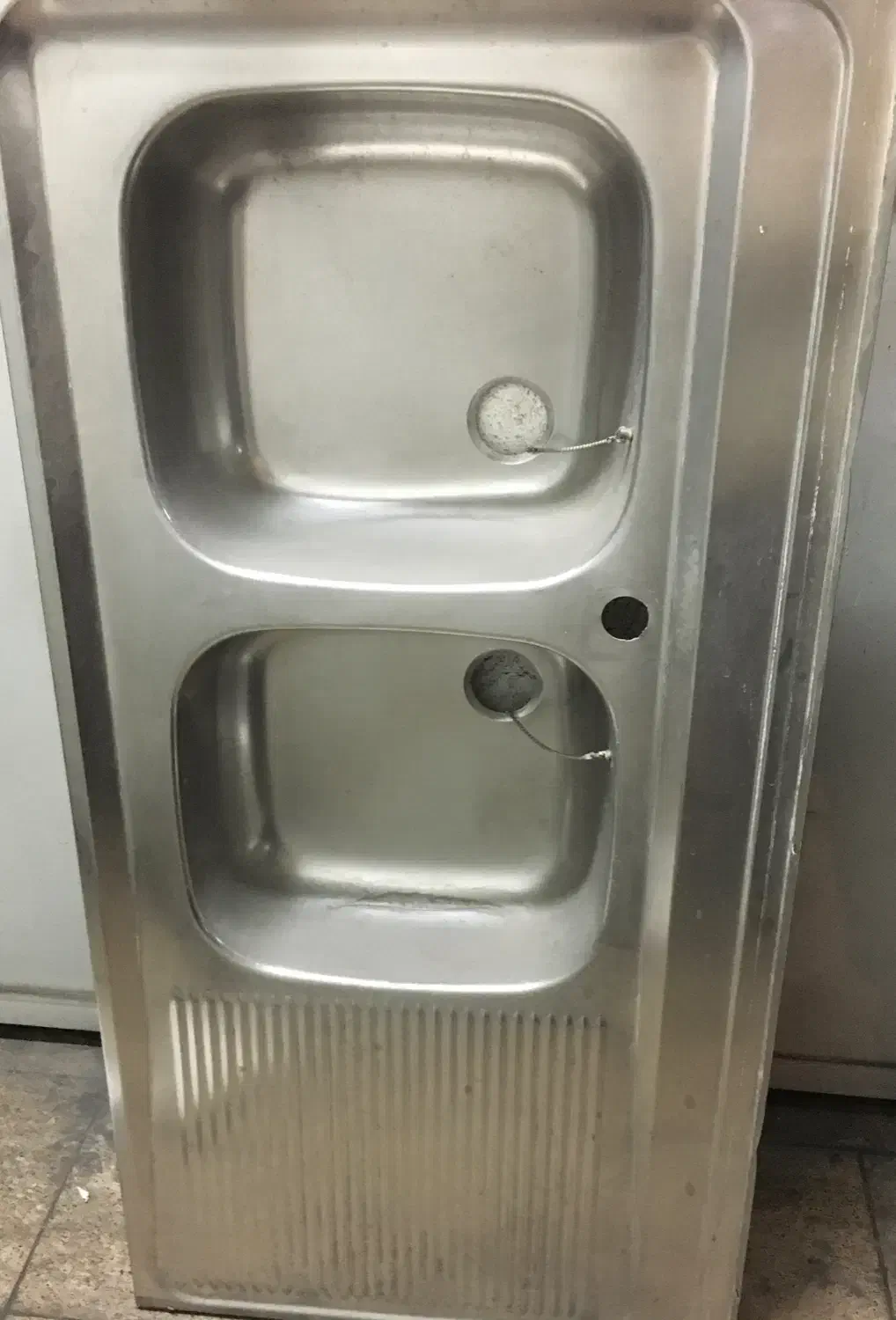 آب چکان و سینک روکار|آبچکان و نظمدهنده ظروف|تهران, گلستان (شهرک راه آهن)|دیوار