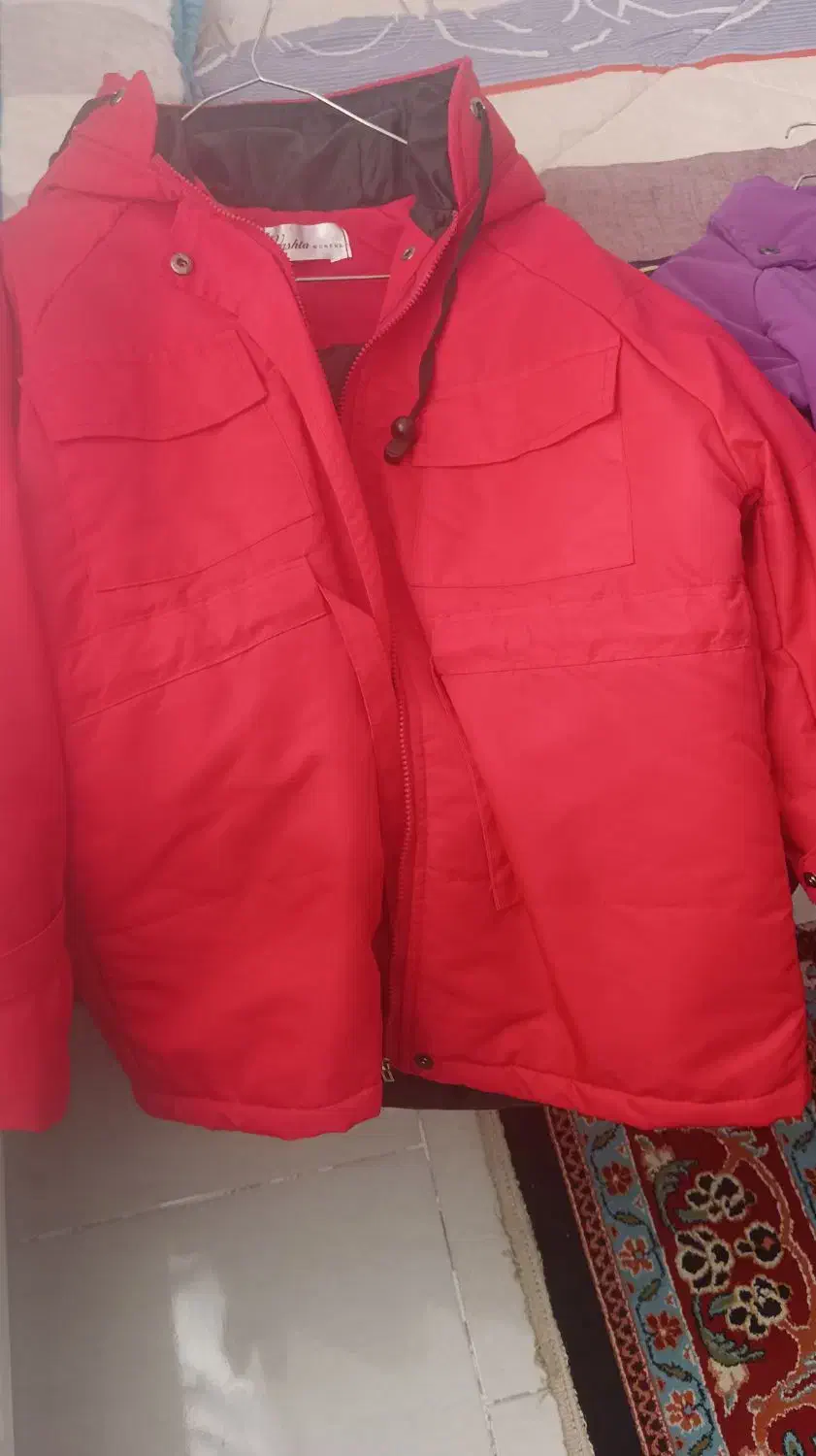 کاپشن پافر پالتو|لباس|پرند, فاز ۴|دیوار