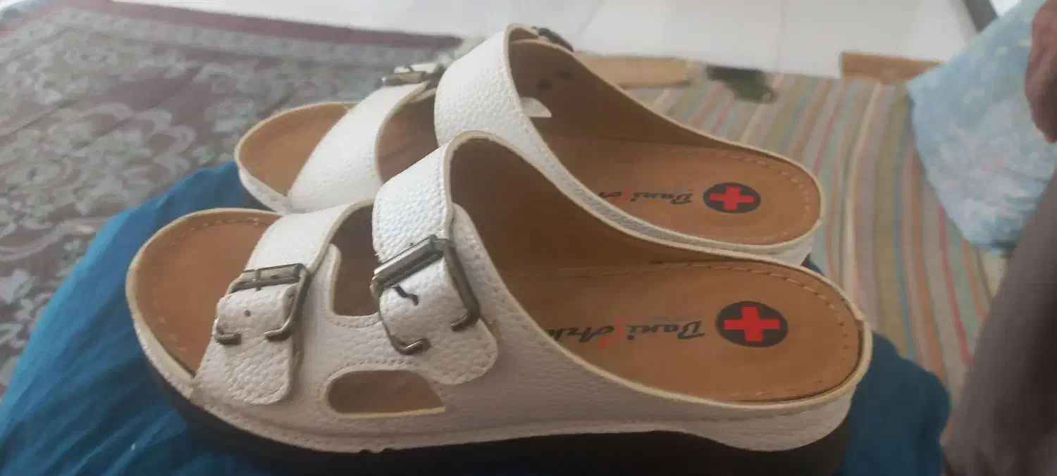 صندل دمپایی زنانه چرم طبی اصل طبیعی اورجینال نونو|کیف، کفش، کمربند|تهران, مختاری|دیوار