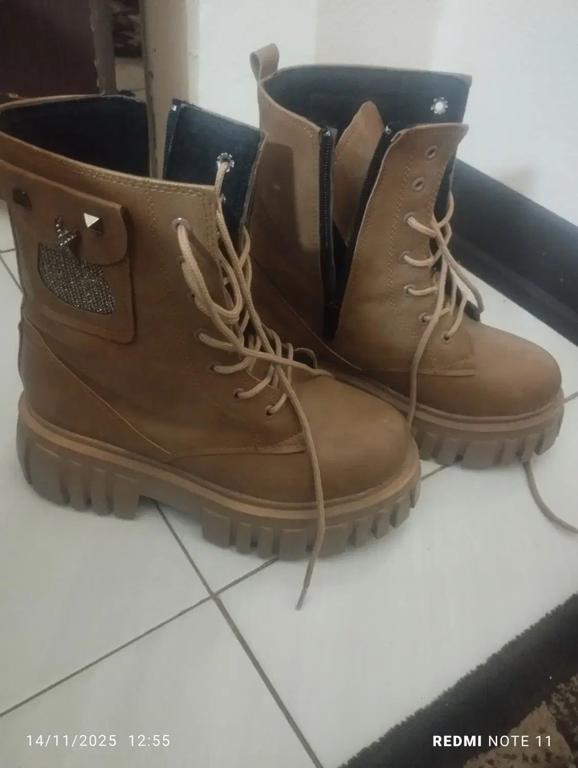 بوت نو فقط یبار استفاده شده|کیف، کفش، کمربند|شاهین‌شهر, گرگاب|دیوار