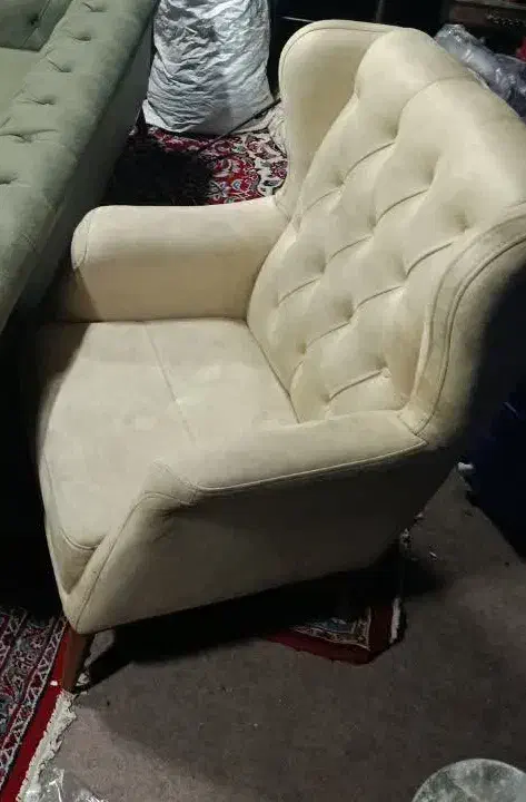 مبل چهار نفر کاملا سالم و با کیفیت|مبلمان خانگی و میز عسلی|تهران, مشیریه|دیوار