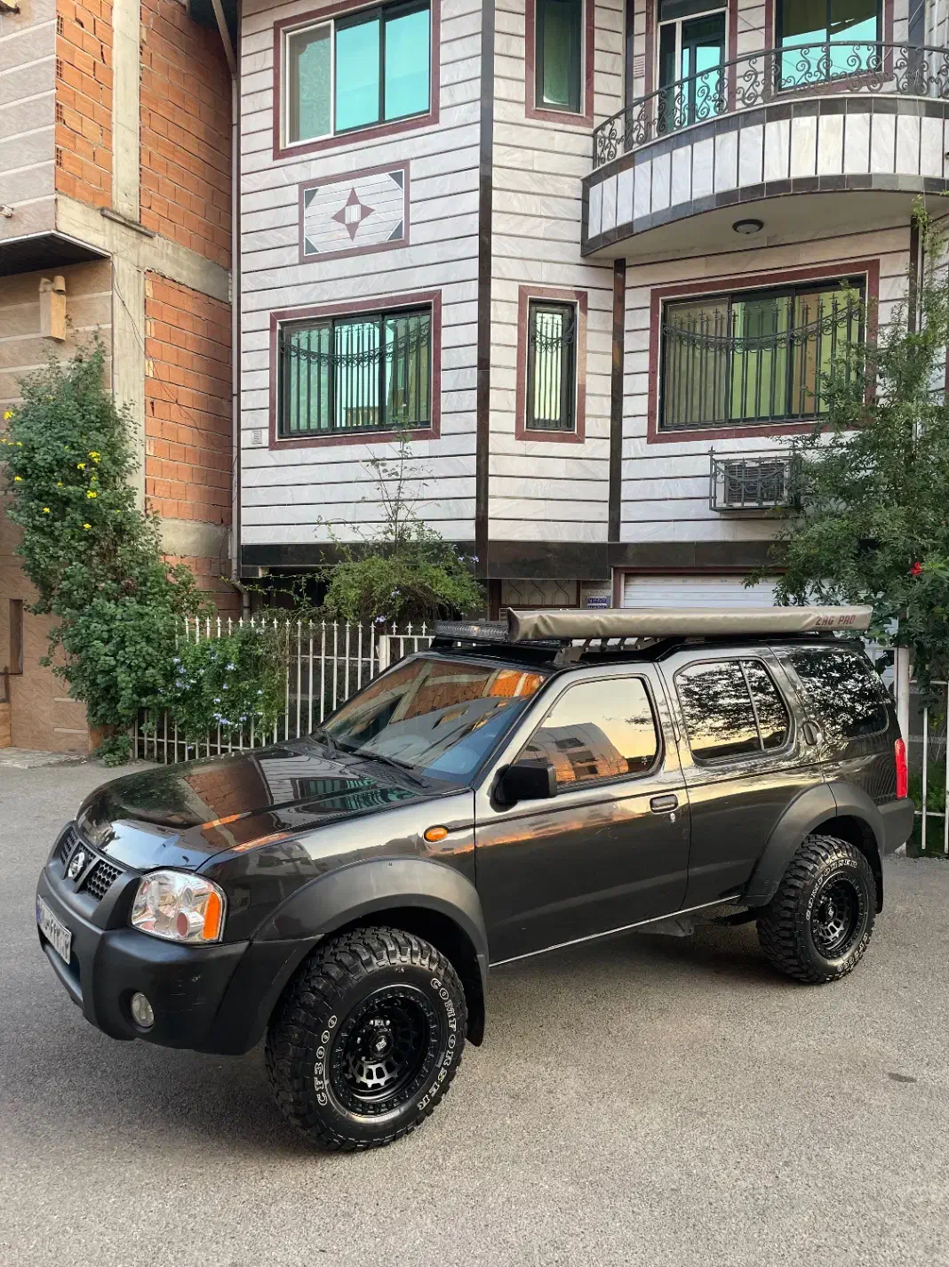 نیسان رونیز مشکی مدل 1384 سند شخصی|خودرو سواری و وانت|ساری, |دیوار