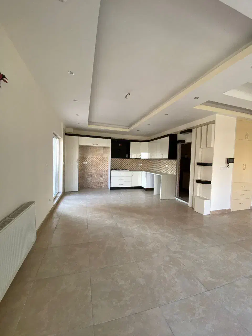 آپارتمان ۱۷۰ متری تک واحدی - سه نبش طبقه دوم|فروش آپارتمان|بابلسر, |دیوار