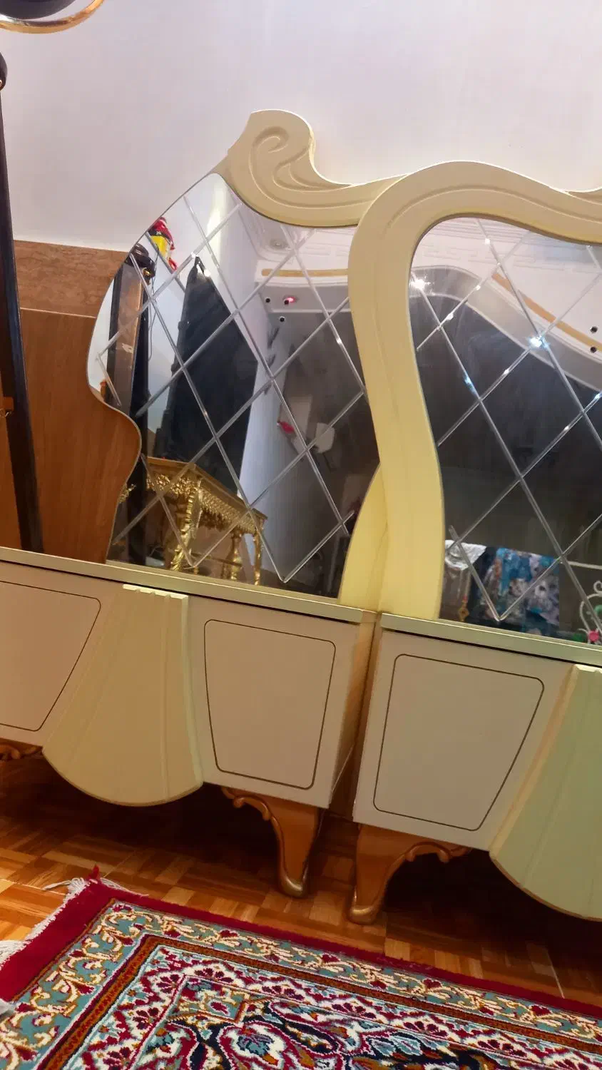 پا تختی|تخت و سرویس خواب|مرند, |دیوار