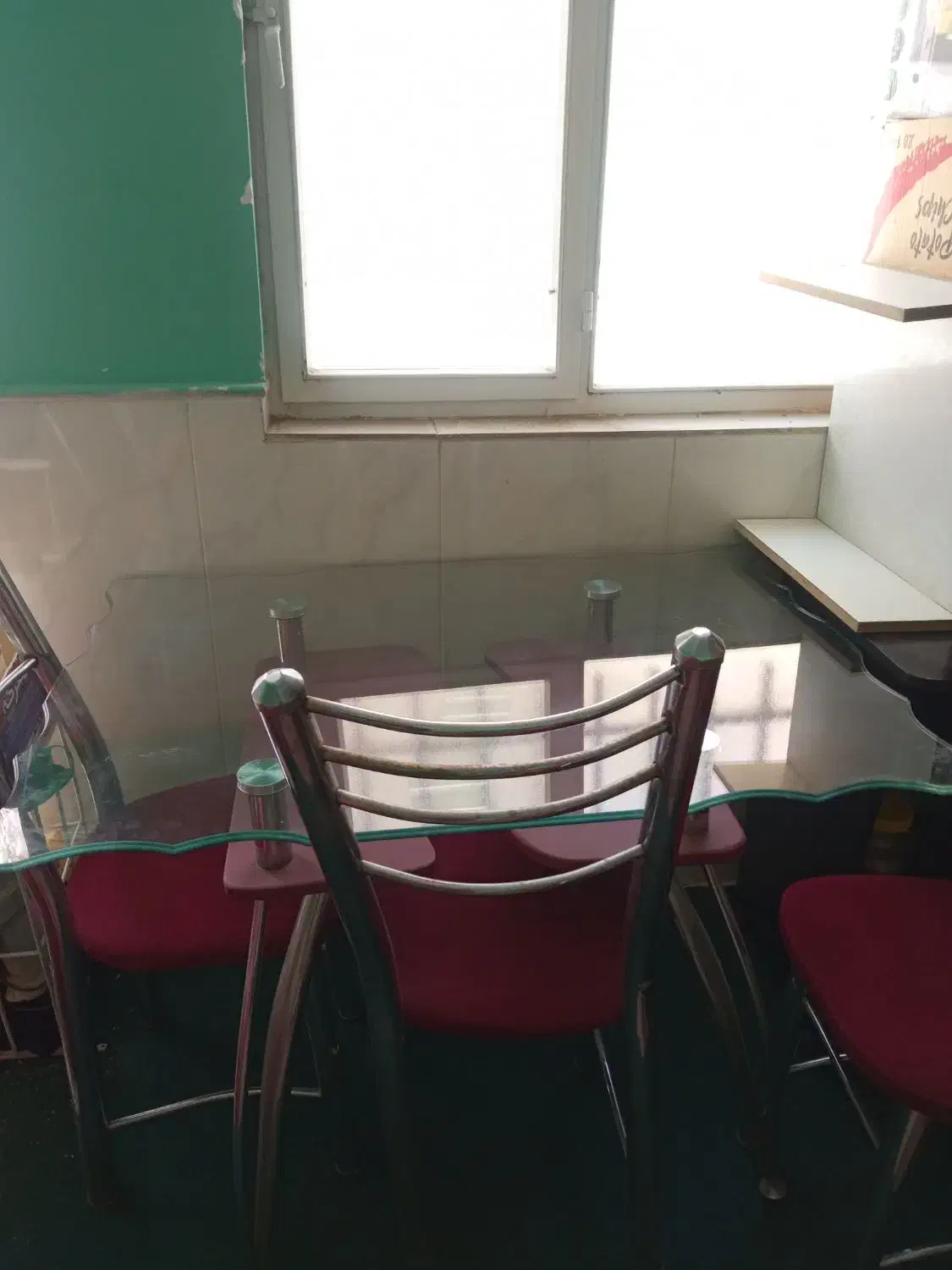 میز ناهار خوری ۴نفره|میز و صندلی غذاخوری|ساوه, |دیوار