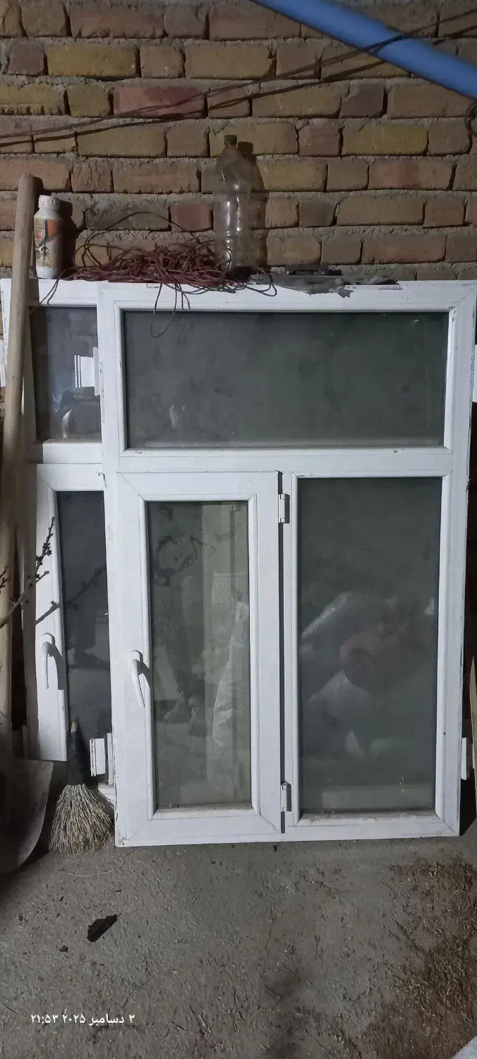 دوعدد پنجره پی وی سی|مصالح و تجهیزات ساختمان|صالح آباد, |دیوار