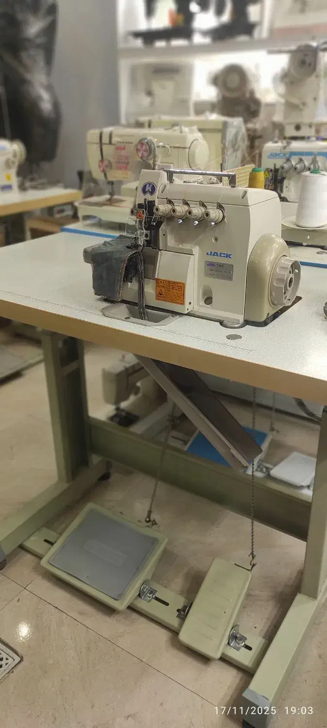 سردوز  جک مدل 798D|چرخ خیاطی و ریسندگی|رشت, حسین آباد|دیوار