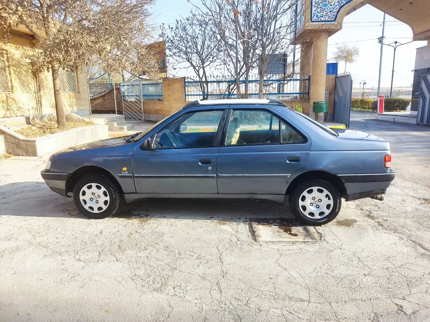 فروش نقد اقساط پژو 405مدل 95تک سوز|خودرو سواری و وانت|قوچان, |دیوار