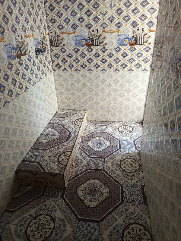 کاشی کاری بانازلترین قیمت|خدمات پیشه و مهارت|سراوان, |دیوار