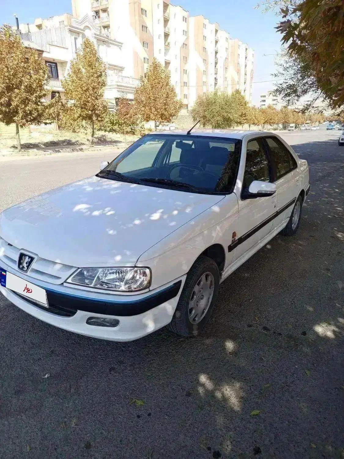 پژو پارس سالXU7|خودرو سواری و وانت|بروجرد, |دیوار