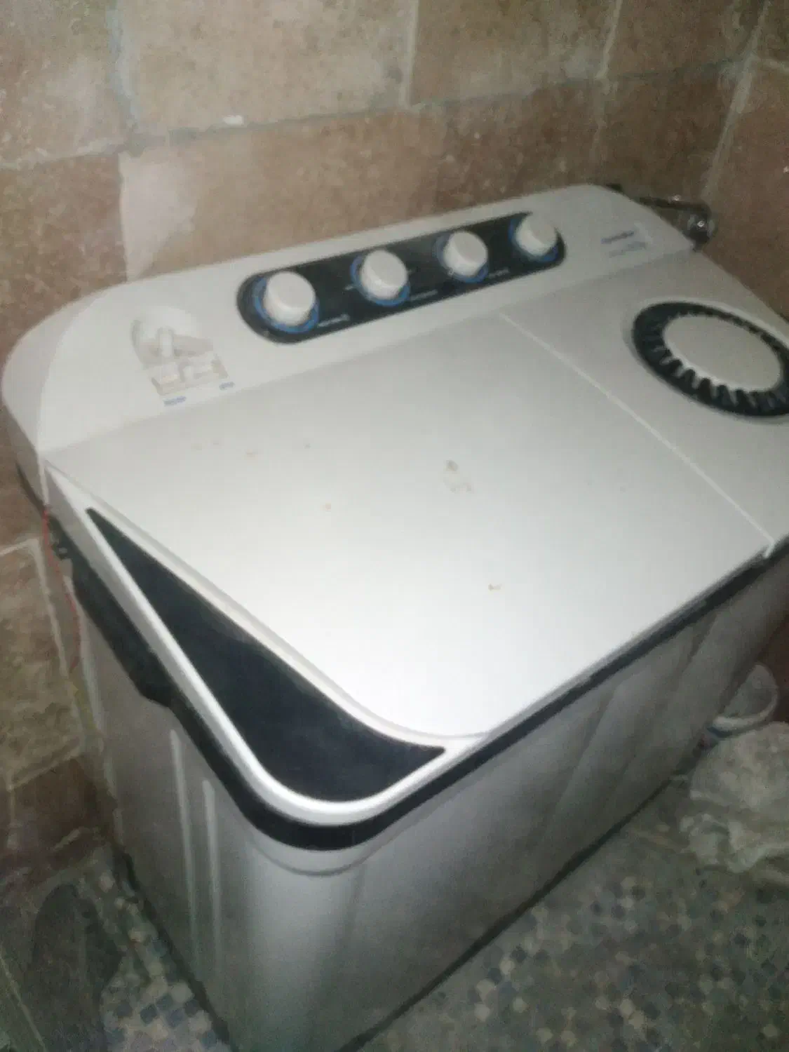 کهنه‌شور پاکشوما|ماشین لباسشویی و خشک‌کن لباس|کرمانشاه, |دیوار