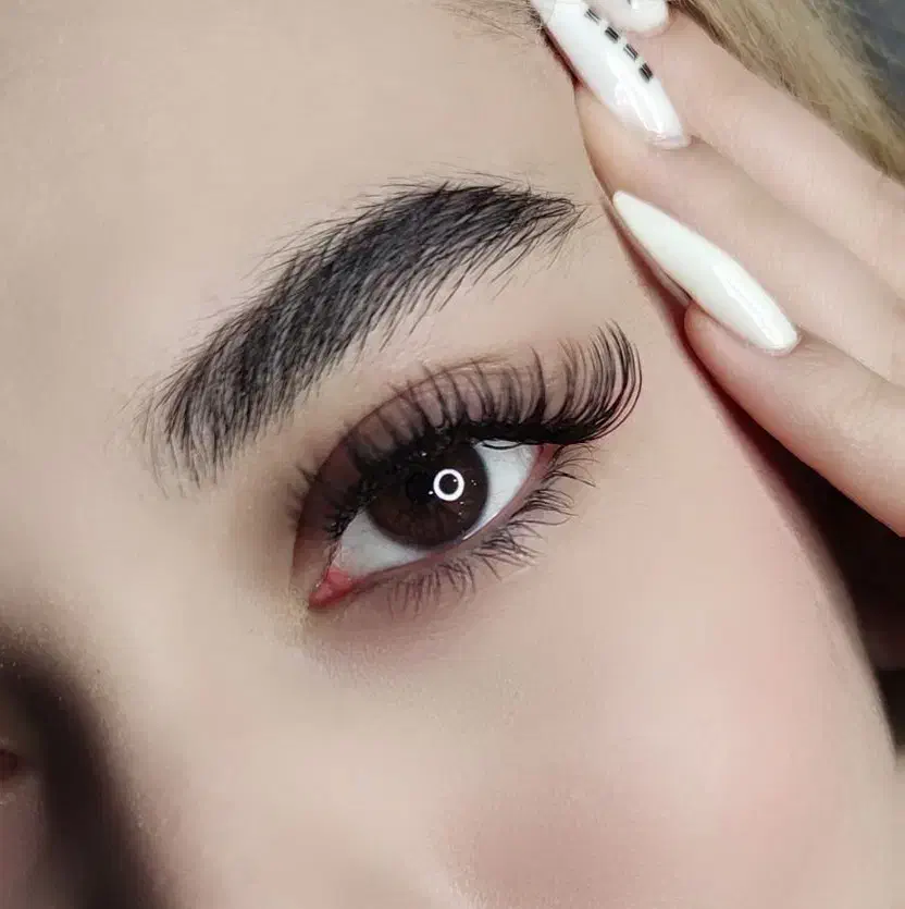 تخفیف اکشتنشن مژه حرفه ای با ماندگاری بالا|خدمات آرایشگری و زیبایی|اسلامشهر, باغ فیض|دیوار