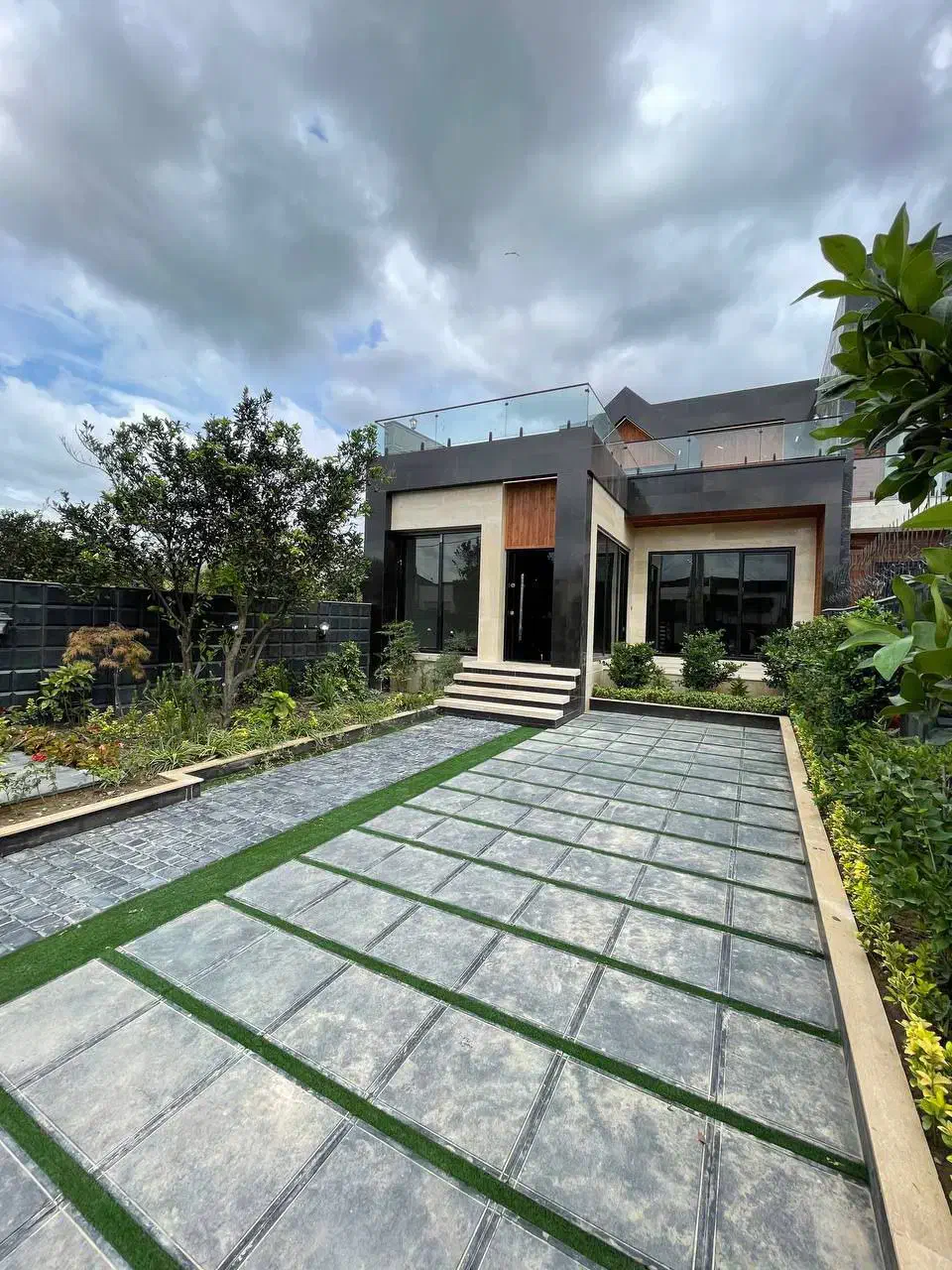 ویلافلت مدرن حیاط دار بزرگ بنا|فروش خانه و ویلا|تهران, تهرانپارس جنوبی|دیوار