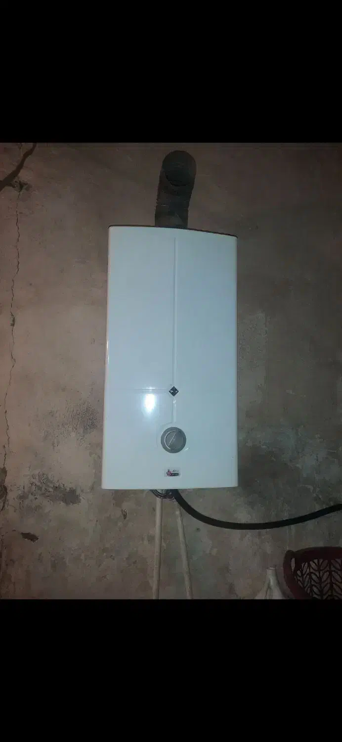 تعمیرات و سرویس انواع آبگرمکن  تصفیه و پمپ اب|خدمات پیشه و مهارت|اهواز, کوروش|دیوار