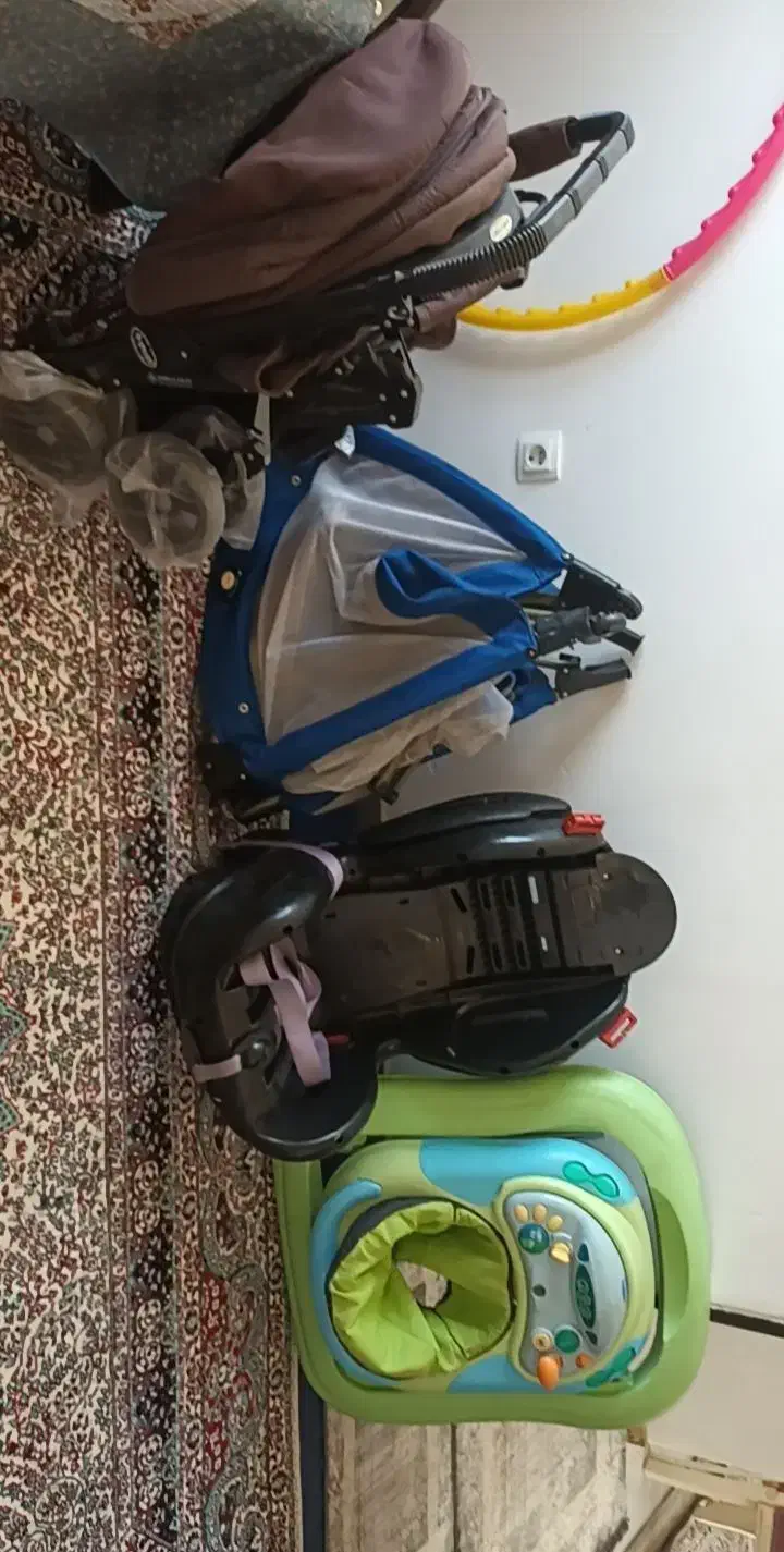 گهواره ،تخت پارک ،کالسکه و لوازم کودک در حدنو|تخت و صندلی بچه|نظرآباد, مسکن مهر نظرآباد|دیوار