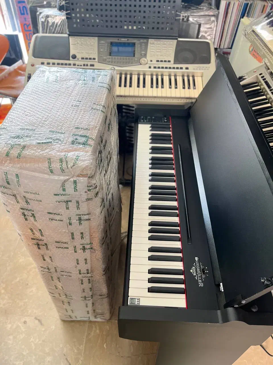 پیانو ۵ اکتاو برگمولر BM-140 در موزیک ارژنگ|پیانو، کیبورد، آکاردئون|پردیس, فاز ۳|دیوار