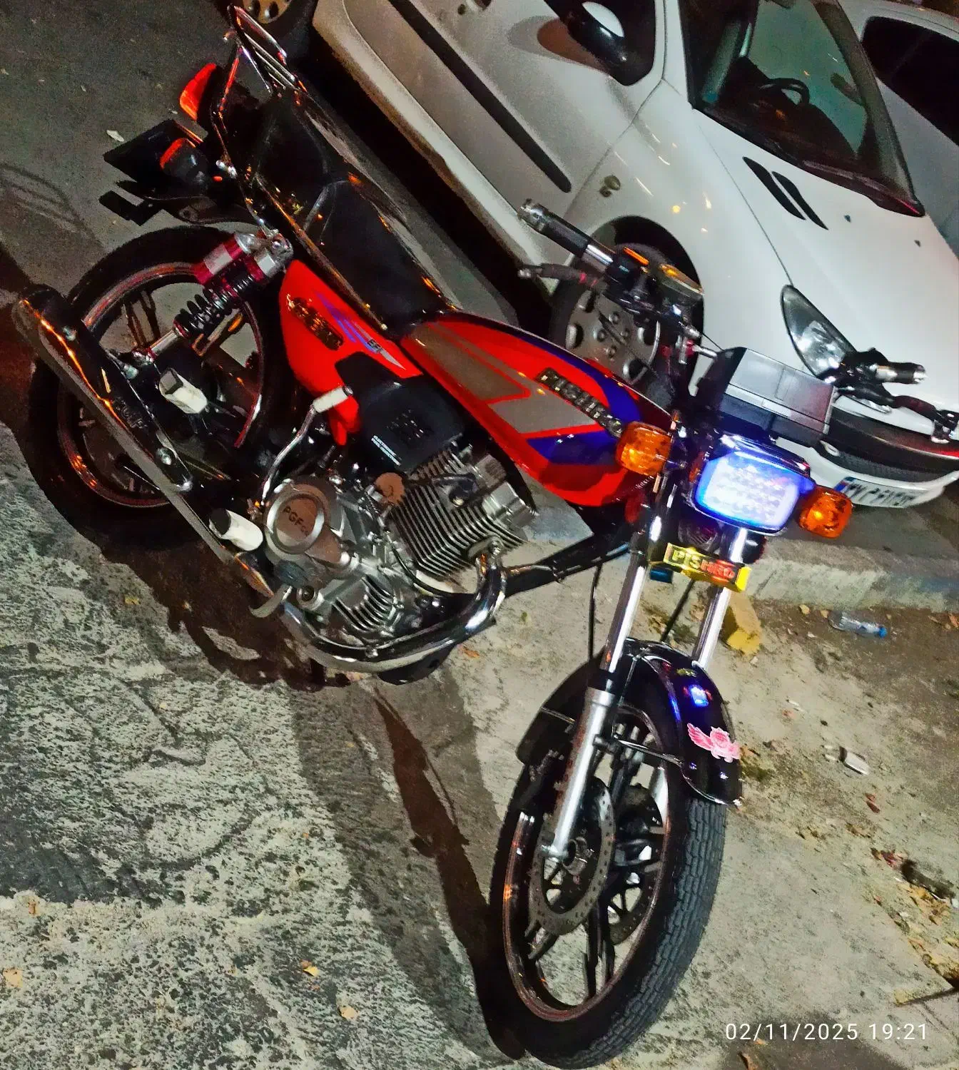 هندا پیشرو 200|موتورسیکلت|شاهین‌شهر, گرگاب|دیوار