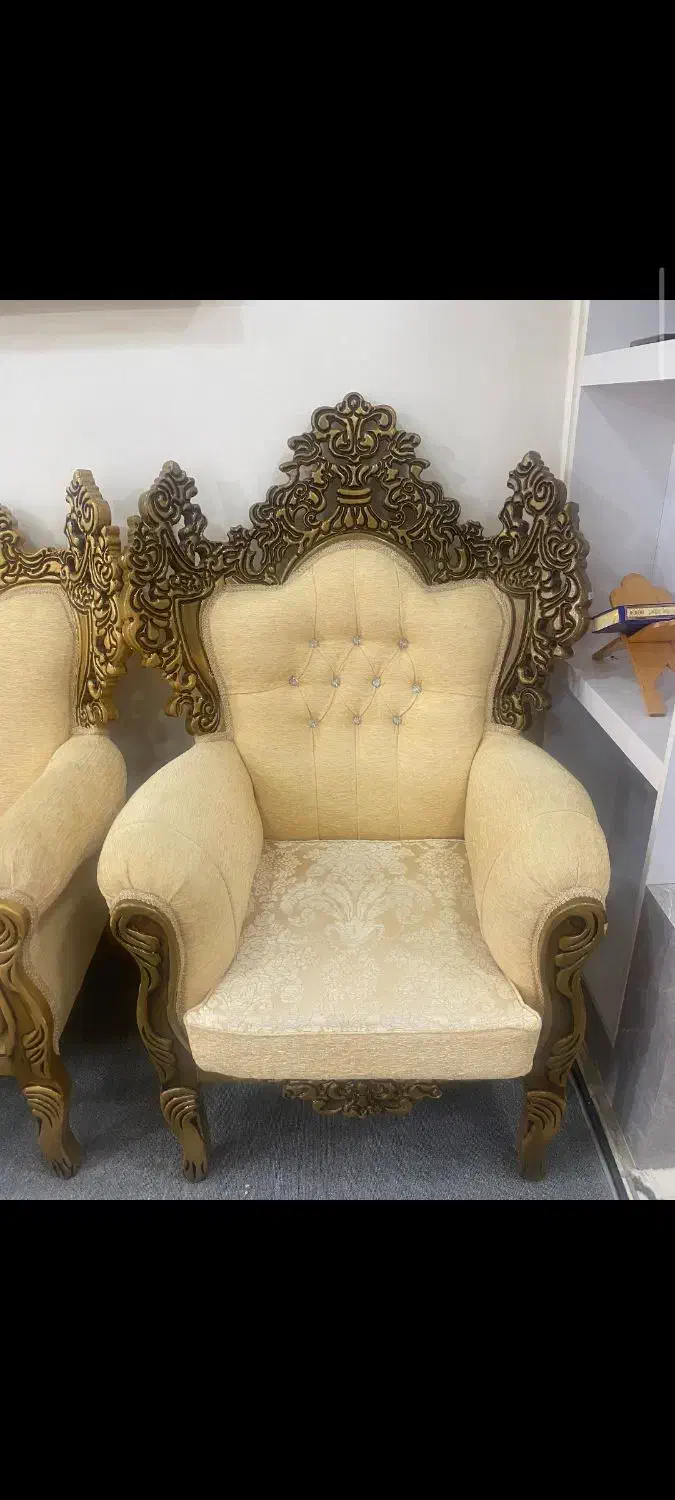 مبل سلطنتی نو یه ماه استفاده|مبلمان خانگی و میز عسلی|مریوان, |دیوار