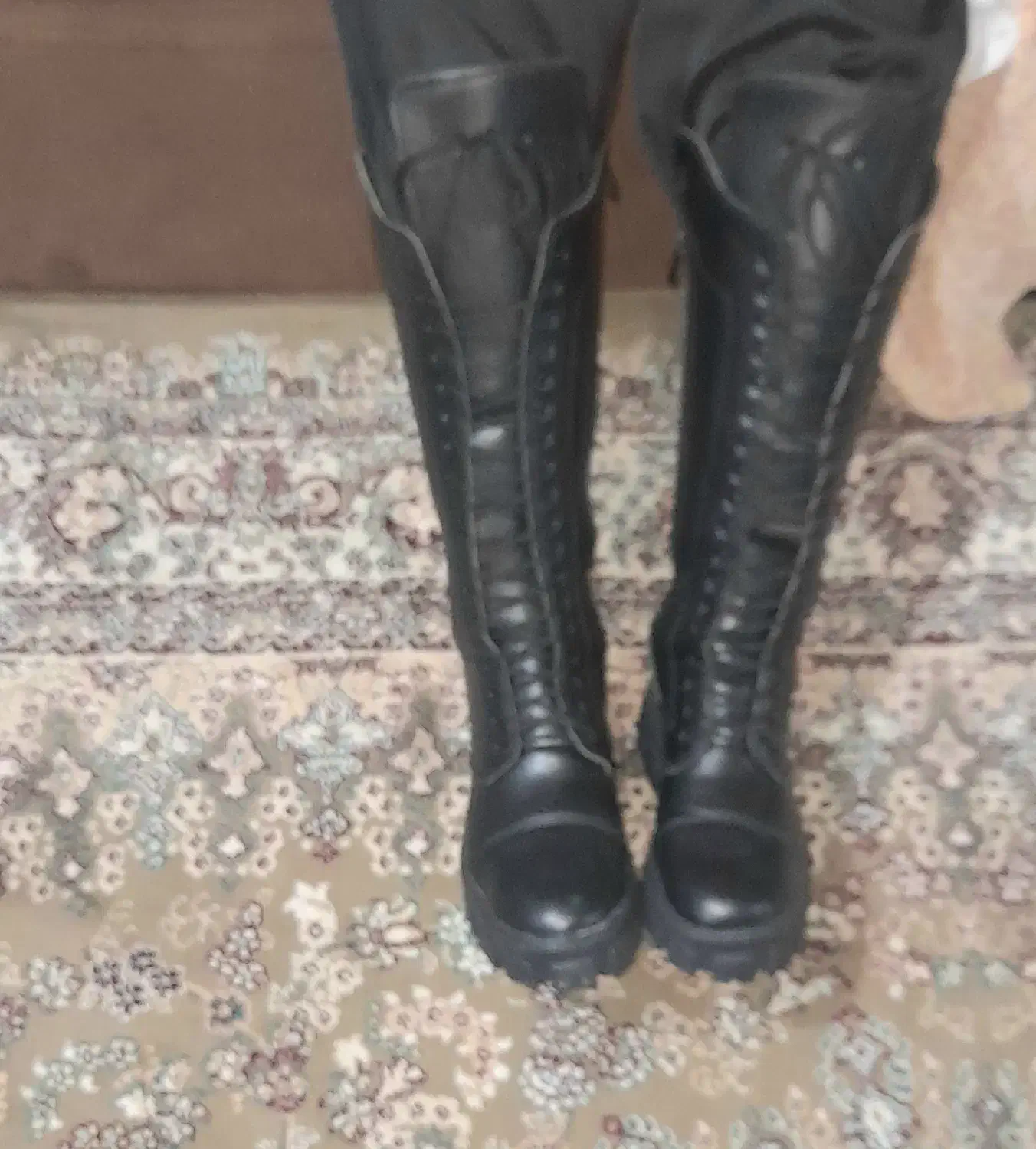 بوت|کیف، کفش، کمربند|مریوان, |دیوار