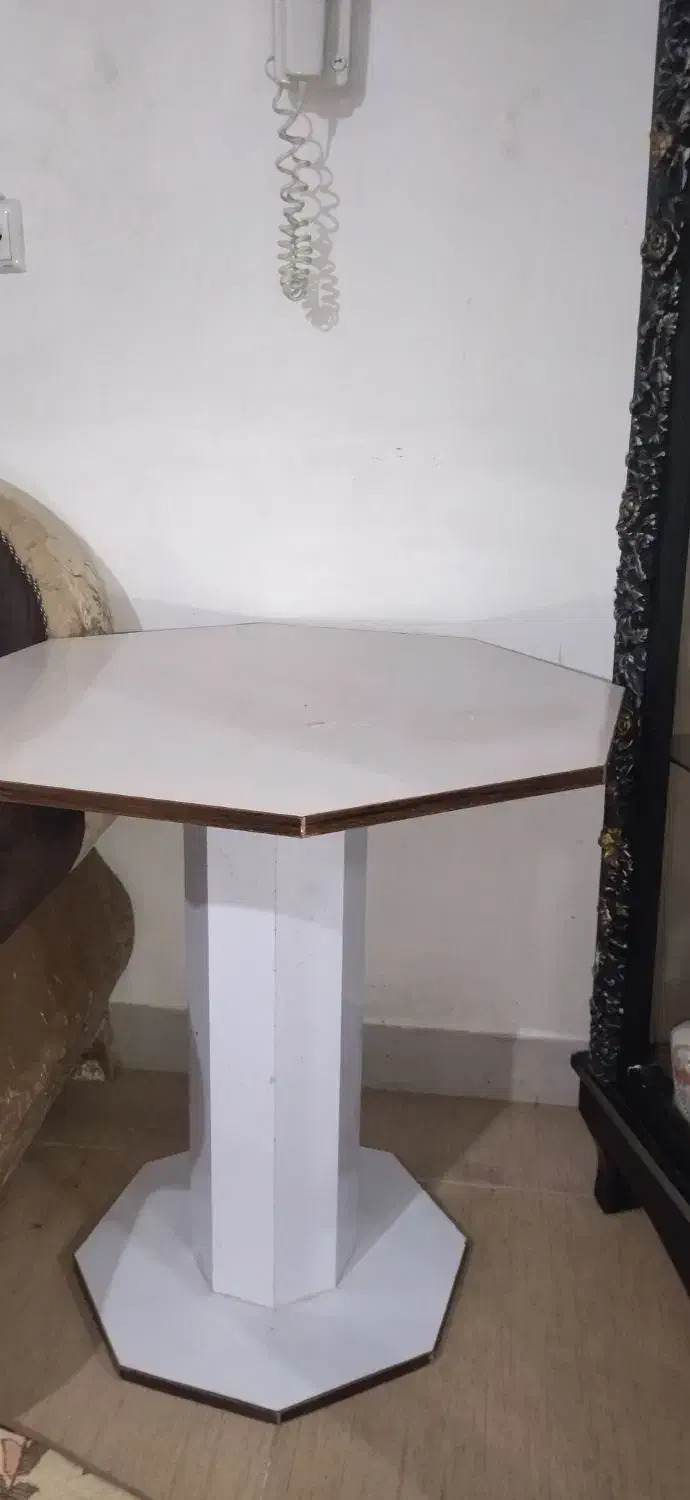 میزگرد دست ساز|میز و صندلی غذاخوری|تالش, هشتپر|دیوار