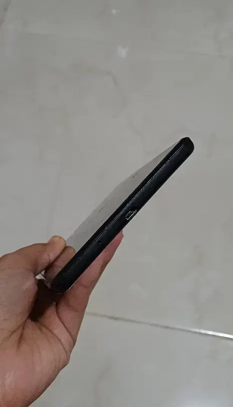 تبلت|تبلت|گلبهار, شهر جدید گلبهار|دیوار