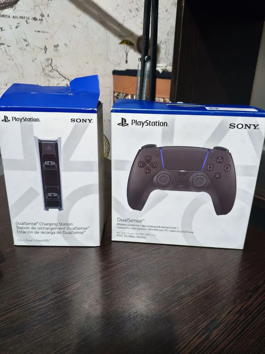 دسته Ps5 و پایه شارژ|کنسول، بازی ویدئویی و آنلاین|کرج, کمال‌شهر|دیوار