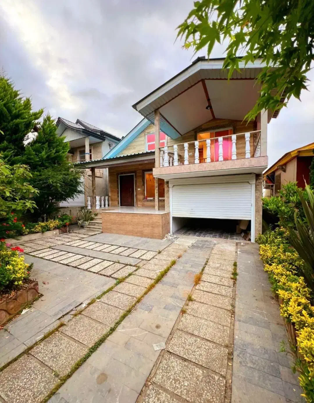 ویلا جنگلی سند دار+ قیمت کل|فروش خانه و ویلا|رویان, |دیوار