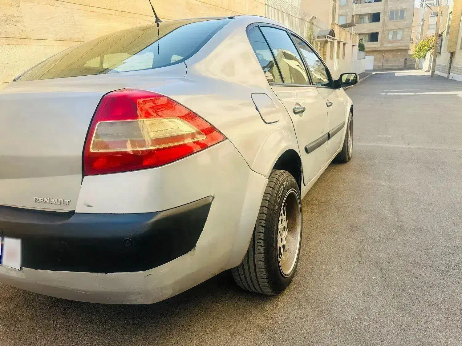 مگان مدل ۸۷|خودرو سواری و وانت|شیراز, انجیر|دیوار