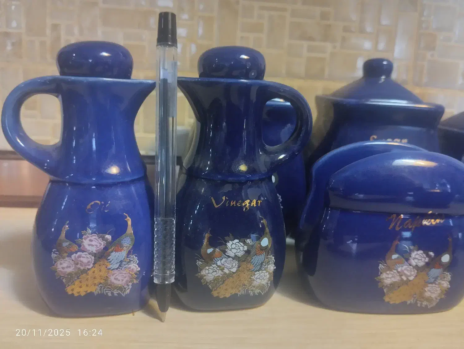 سرویس پا سماوری سورمه ای طرح طاووس|ظروف سرو و پذیرایی|قم, سنگ بند|دیوار