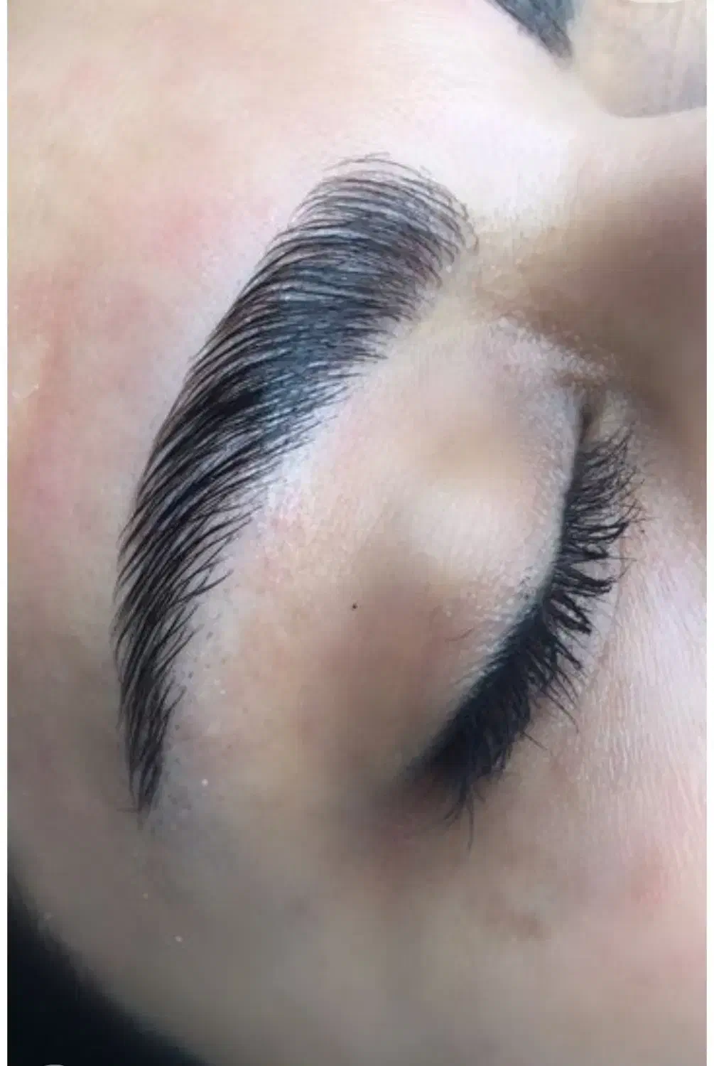 اکستنشن و لیفت مژه و ابرو|خدمات آرایشگری و زیبایی|ساری, |دیوار