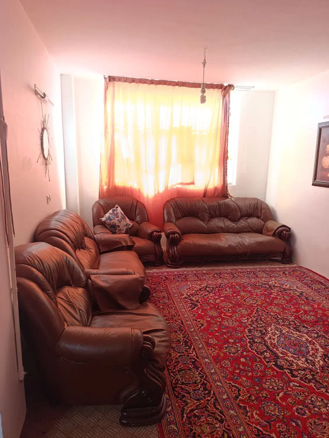 مبل راحتئ شیک و خوشگل|مبلمان خانگی و میز عسلی|خمینی‌شهر, |دیوار