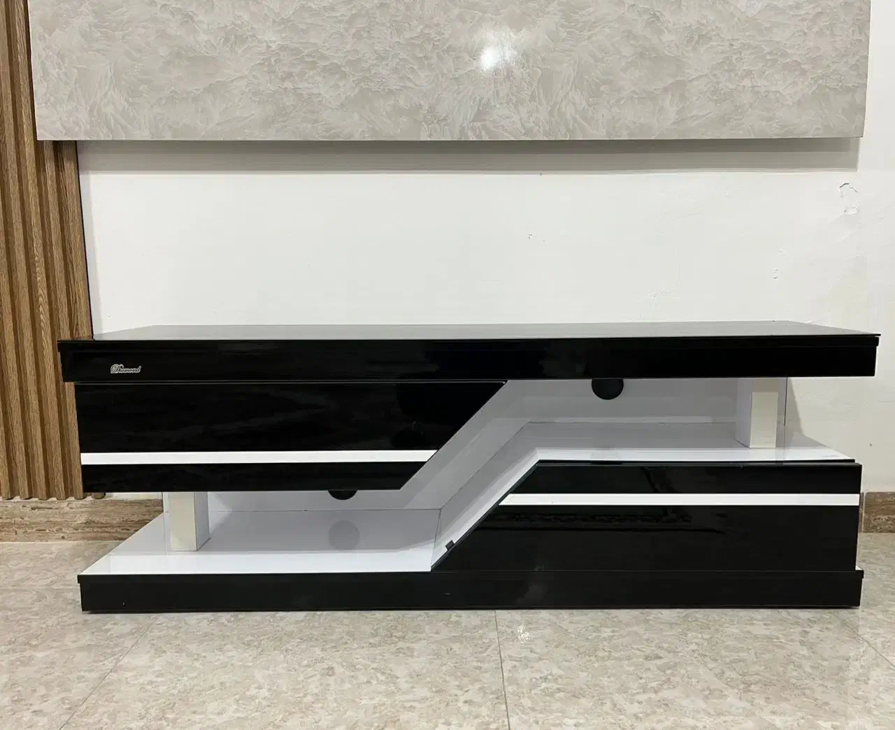 میز تلوزیون|میز تلویزیون|رشت, استقامت ۱|دیوار